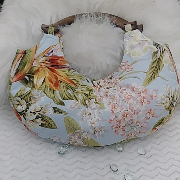 Kappa Handbags - NWOT Kappa Half Moon Flowered Clutch